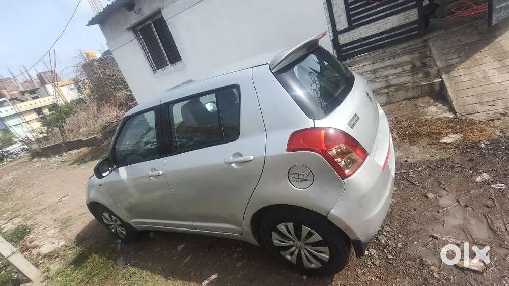 Urgent Selling. Mae Doosri Car Liyahu Uska Amount Dena Hae.