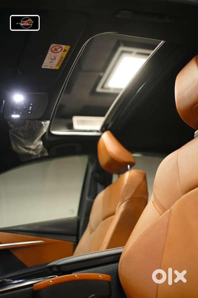 Toyota Camry, 2025, Petrol