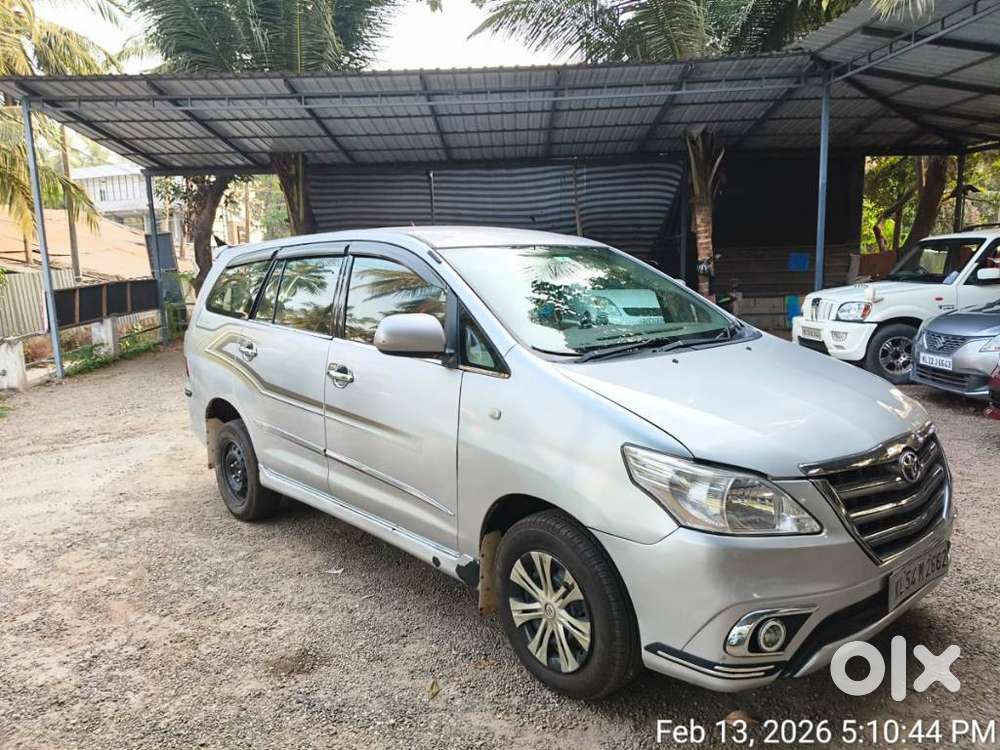 Toyota Innova 2012-2013 2.5 E Diesel Ms 7-seater, 2011, Diesel