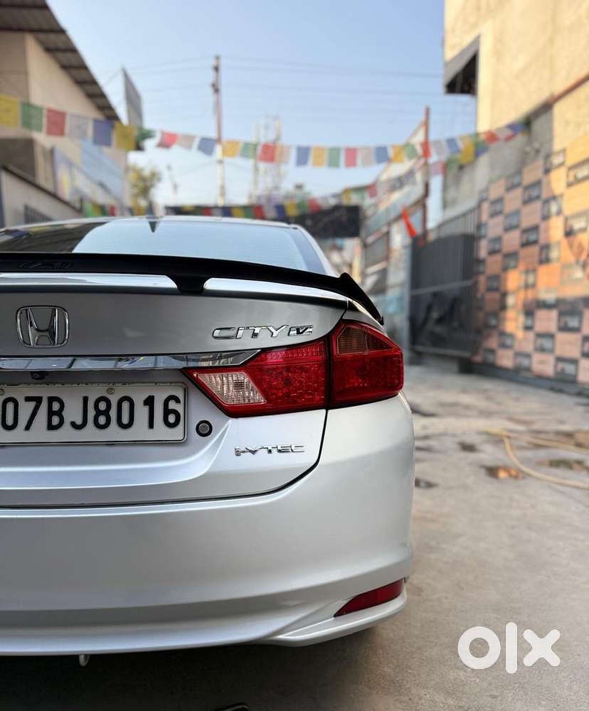 Honda City V Mt Sunroof, 2015, Petrol