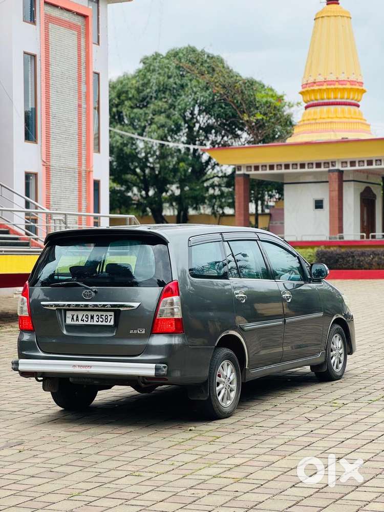 Toyota Innova [2013-2016] 2.5 V Diesel 7 Str, 2013, Diesel