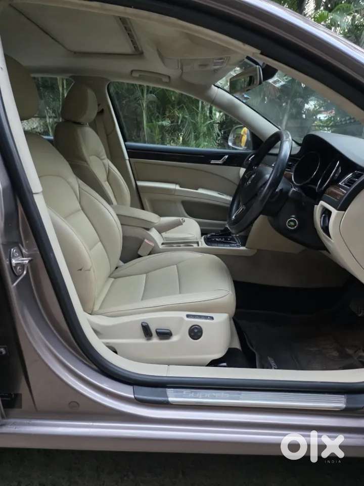 Skoda Superb, 2014, Petrol