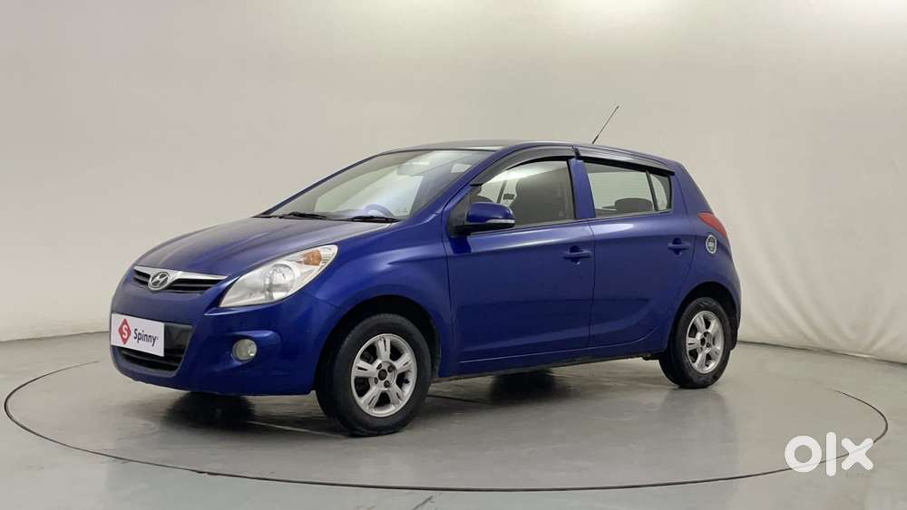 Hyundai I20 2009-2011 1.4 Asta (at), 2011, Petrol