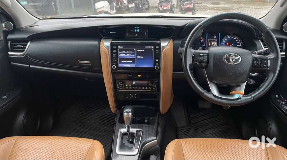 Toyota Fortuner 4x2 At 2.8 Diesel, 2022, Diesel