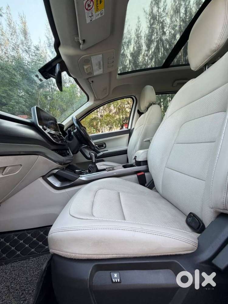 Tata Safari, 2022, Diesel