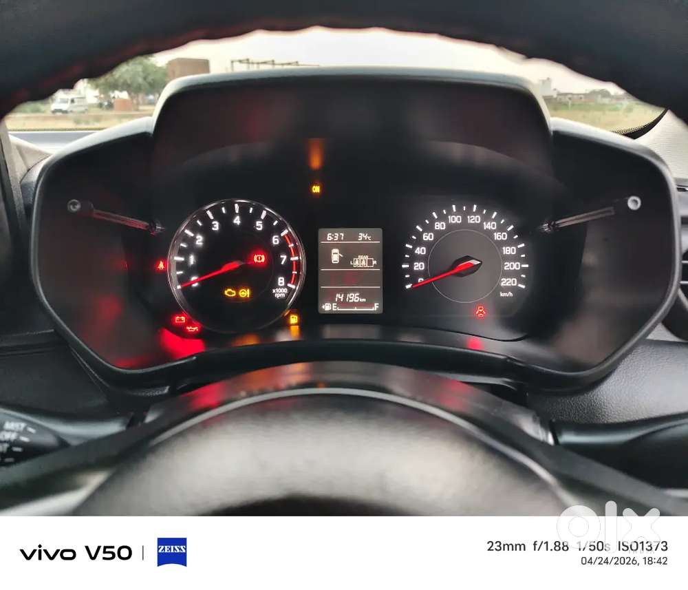 Maruti Suzuki New-gen Swift Zxi 2024 Petrol 14000 Km Driven