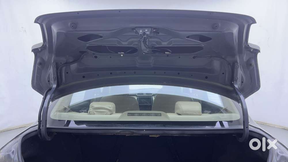 Maruti Suzuki Dzire 1.2 Zxi Plus Amt, 2017, Petrol