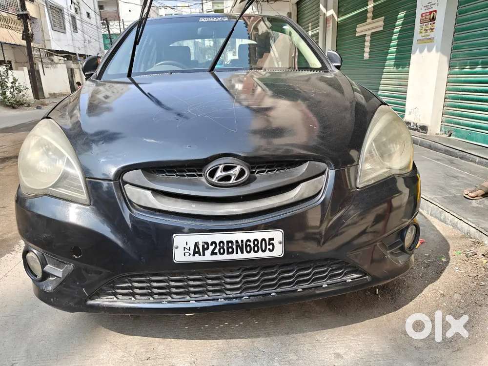 Hyundai Verna 2010