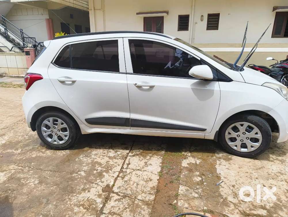 Hyundai Grand I10 Sportz 2016