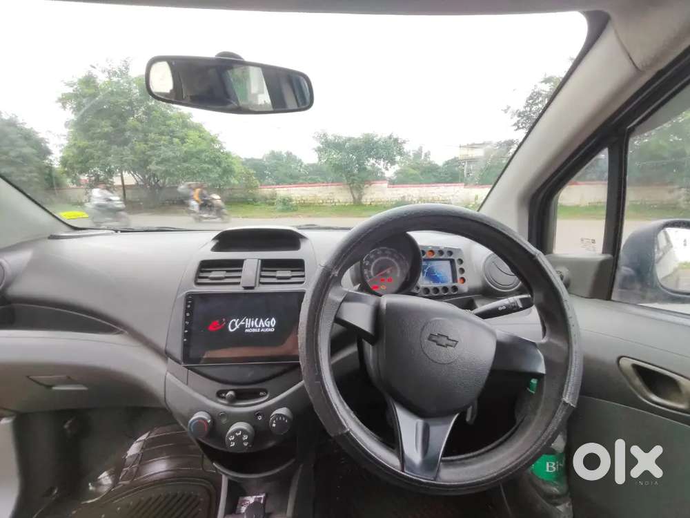 Chevrolet Beat Petrol 2010