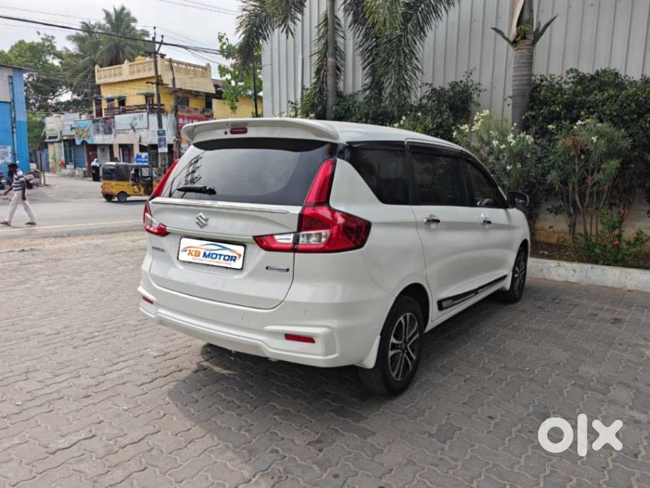 Maruti Suzuki Ertiga 1.5 Zxi Plus Shvs, 2022, Petrol
