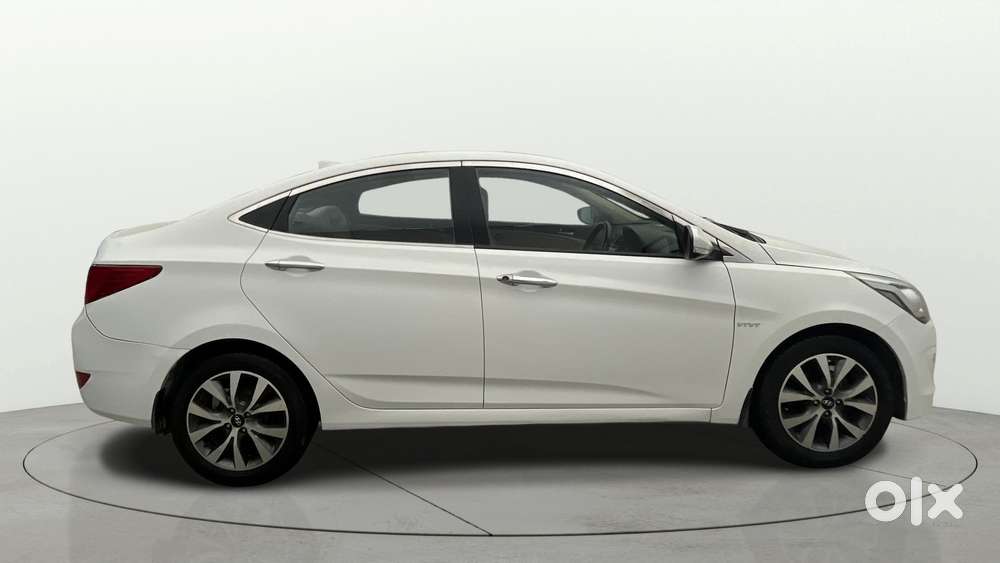 Hyundai Verna 1.6 Vtvt Sx, 2016, Petrol