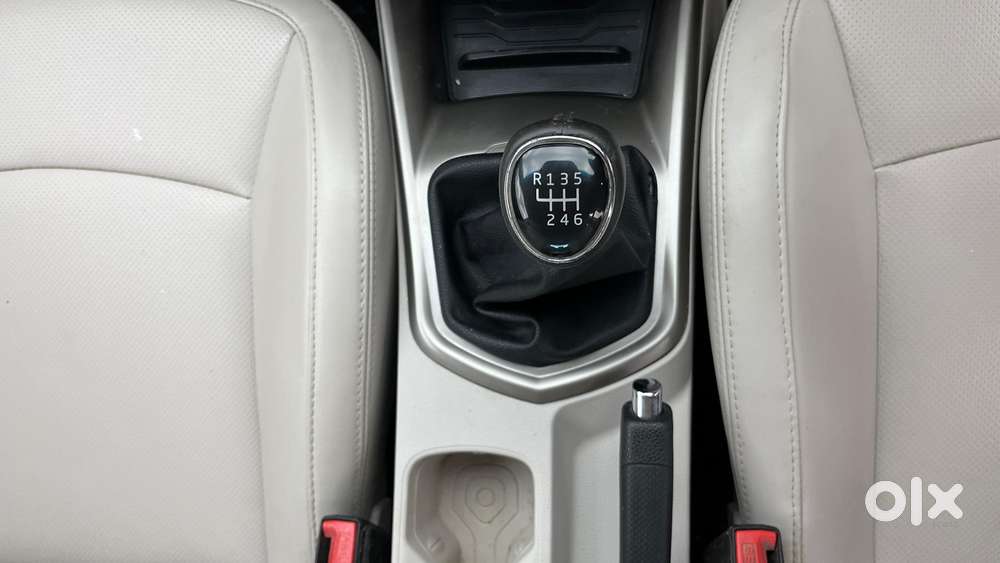 Mahindra Xuv300 W8 Option, 2020, Petrol
