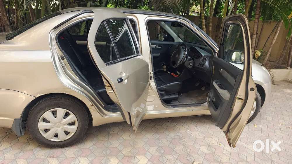Maruti Suzuki Dzire 2011 Petrol 41000 Km Driven