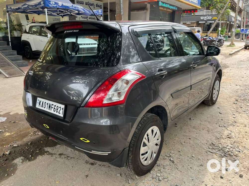 Maruti Suzuki Swift Vxi, 2016, Petrol
