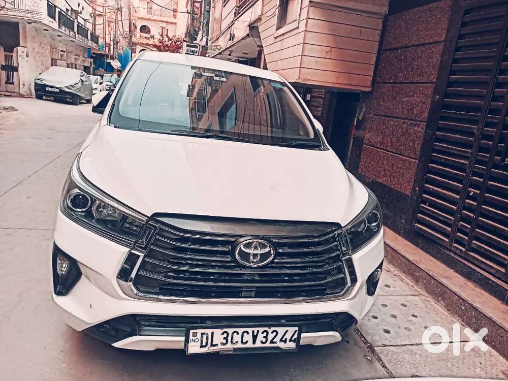 Toyota Innova Crysta