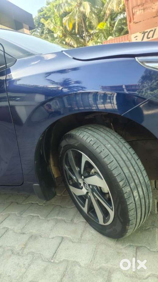 Toyota Glanza 1.2 V Amt, 2025, Petrol