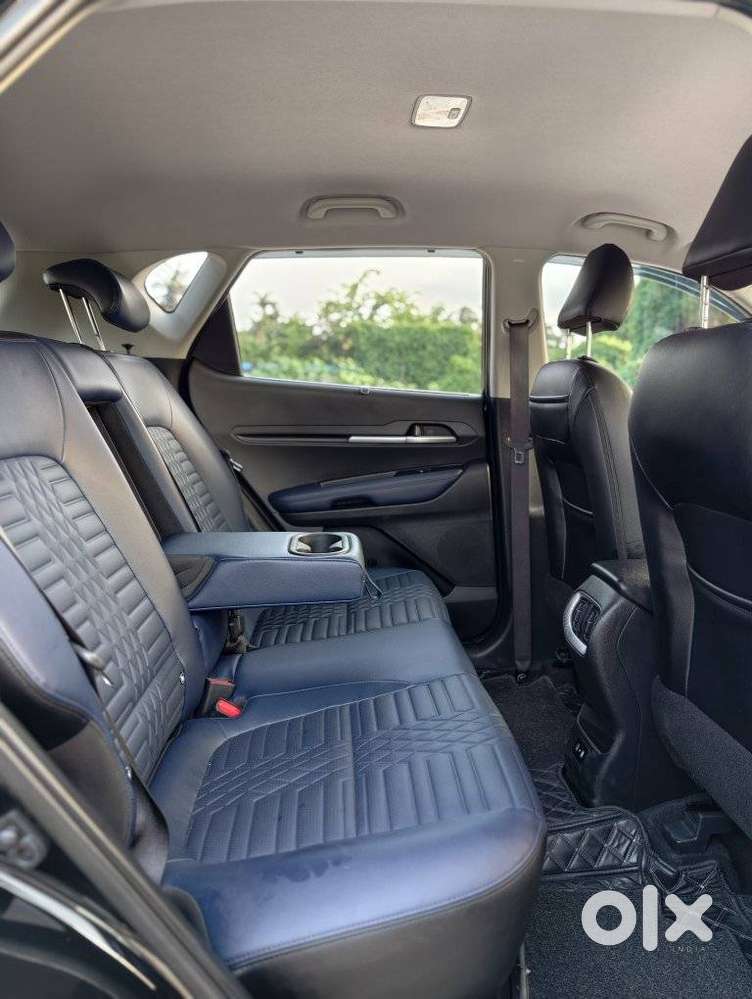 Kia Sonet G 1.2 5mt Htk(o), 2025, Petrol