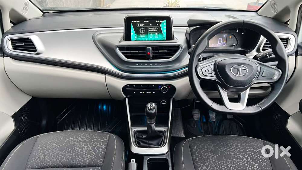 Tata Altroz Xz Plus (s) Icng, 2024, Cng & Hybrids