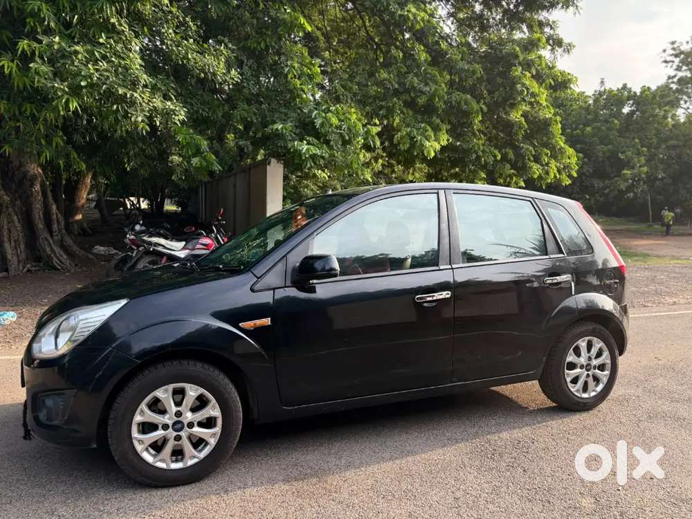 Ford Figo 2014 Titanium Petrol Top End