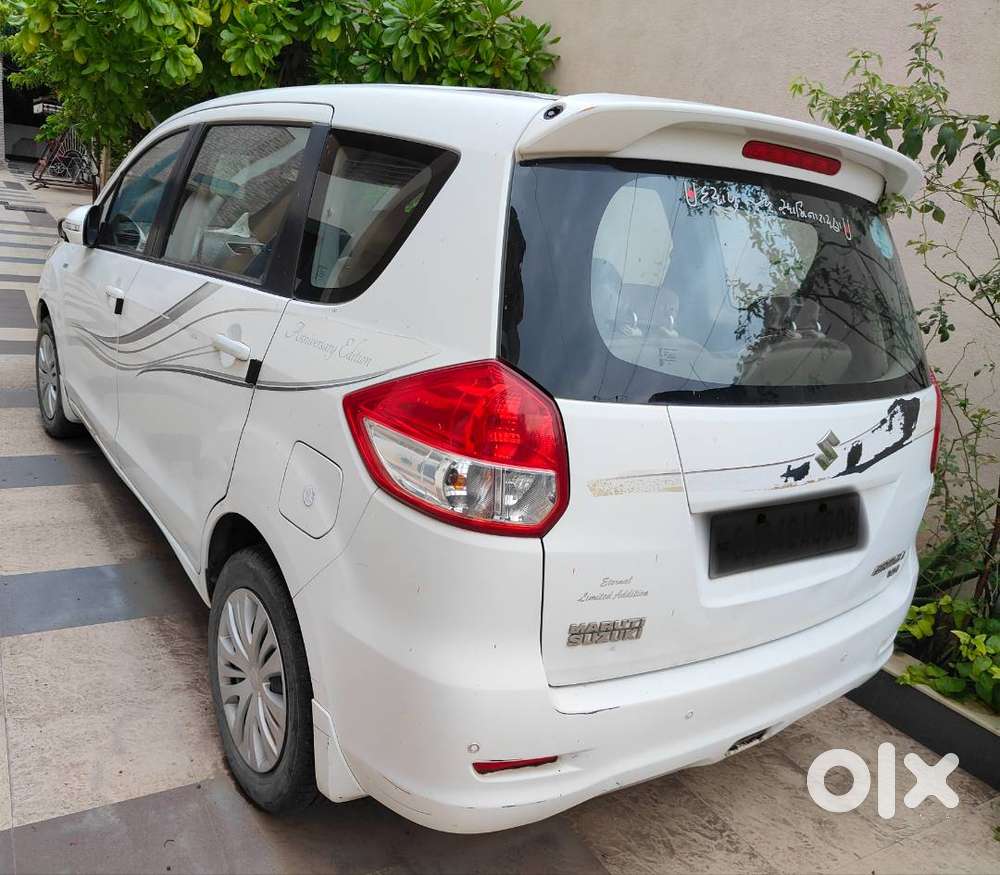 Maruti Suzuki Ertiga Lxi 2014