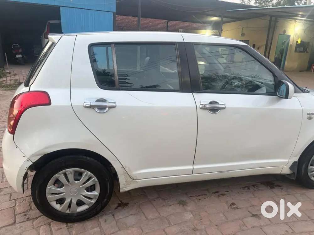 Maruti Suzuki Swift 2011