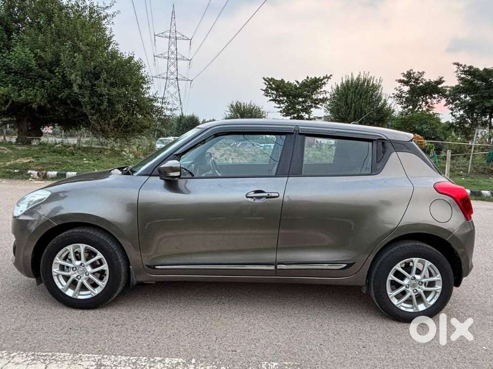 Maruti Suzuki Swift 1.3 Zxi, 2022, Petrol