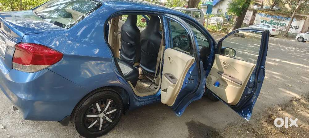 Honda Amazes I-vtec Family Use Car