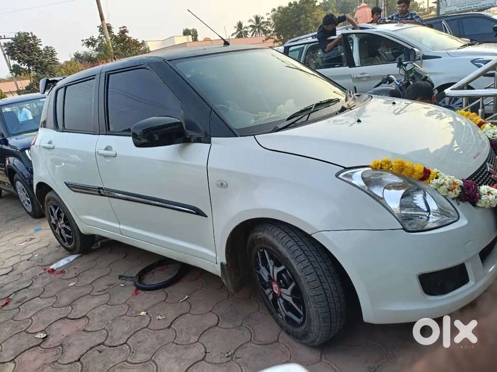Maruti Suzuki Swift 2010