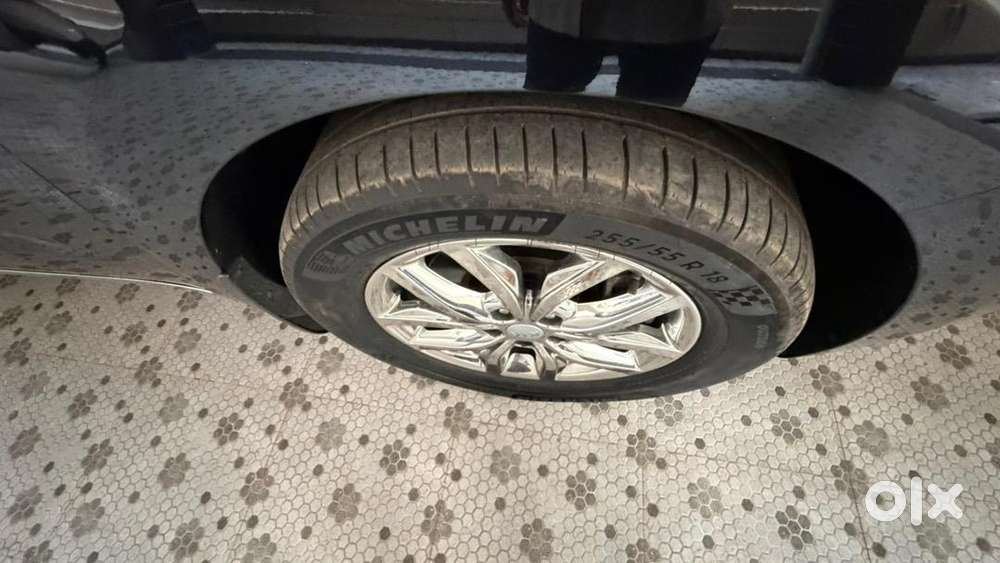 Kia Carnival 2021 Diesel 47500 Km Driven