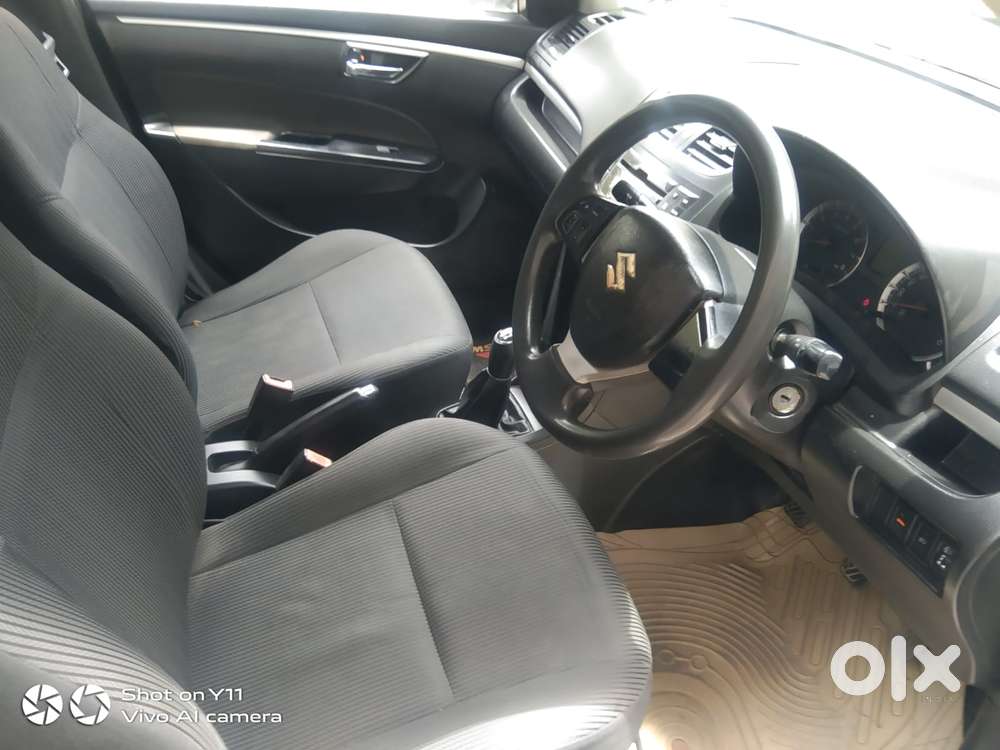 Maruti Suzuki Swift Vvt Zxi, 2014, Petrol