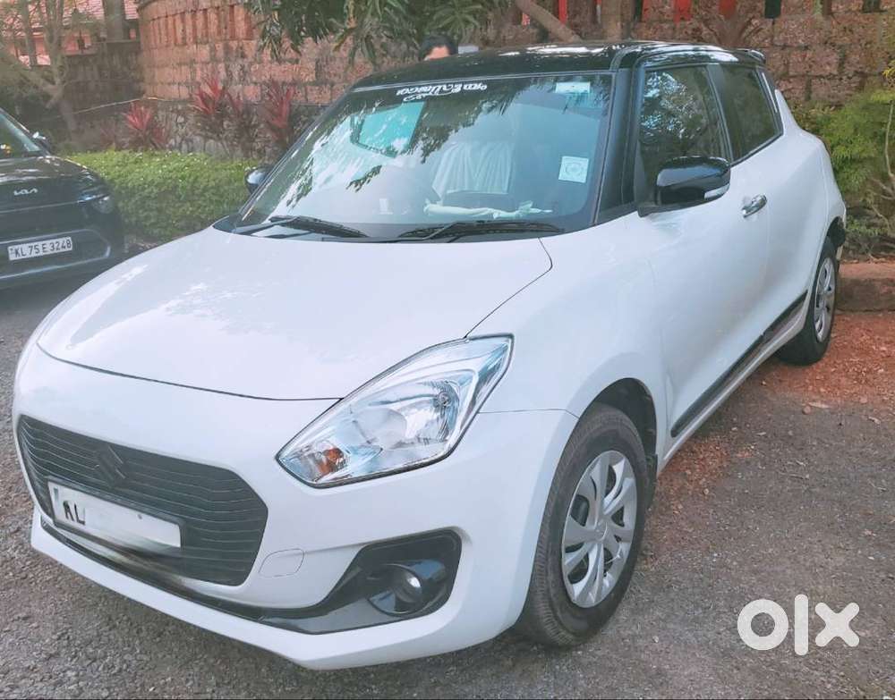 Low Km Maruti Suzuki Swift Automatic 2020 Dec2020
