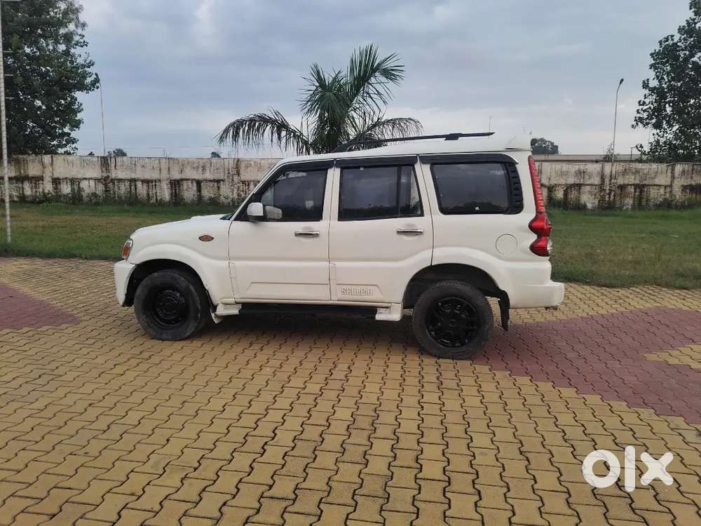 Mahindra Scorpio 2013 Diesal Model