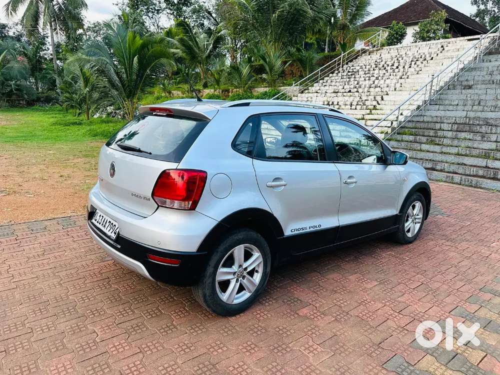Volkswagen Crosspolo 2013 Diesel 143000 Km Driven