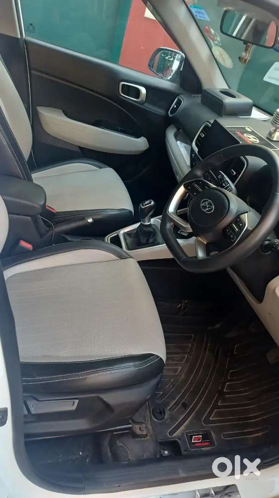 Hyundai New Venue 2022 Diesel 50000 Km Driven