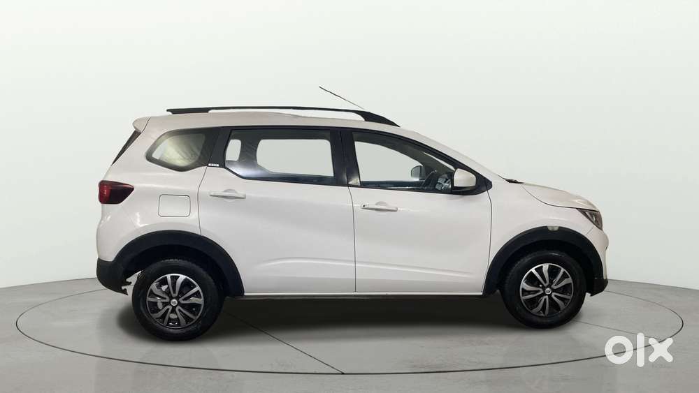 Renault Triber Rxz, 2019, Petrol