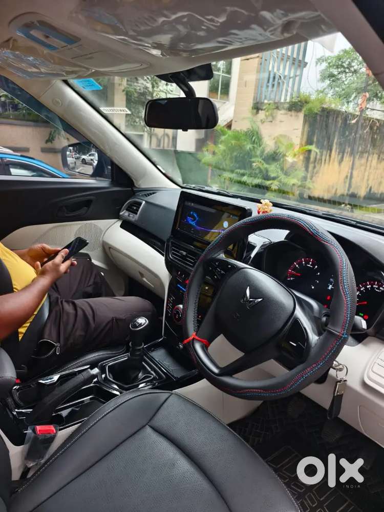 Mahindra Xuv 3xo 2025 Ax5