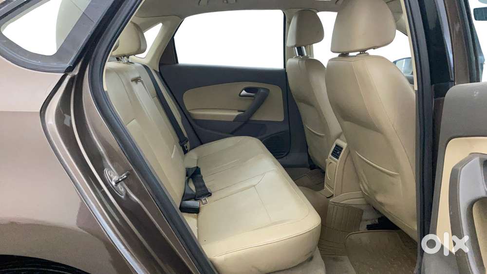 Volkswagen Vento 2010-2013 Petrol Highline At, 2016, Petrol