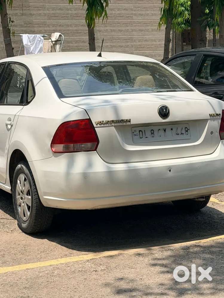 Volkswagen Vento 2012 Cng & Hybrids 70000 Km Driven