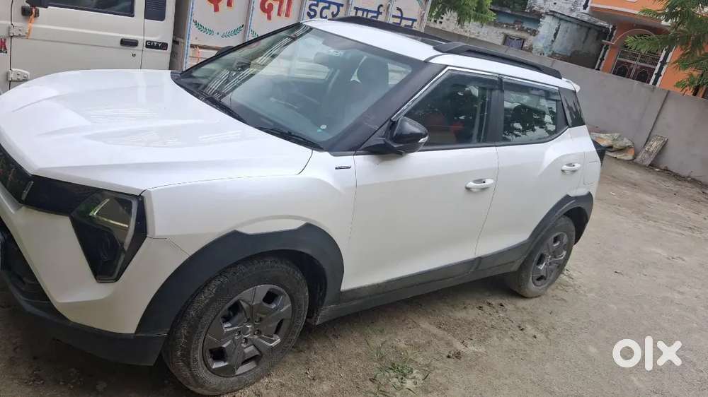 Mahindra Xuv 3xo Petrol 2025