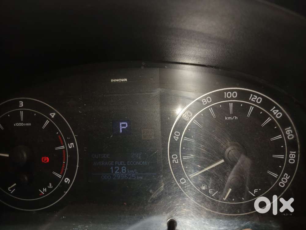Toyota Innova Crysta 2.8 Gx At, 2016, Diesel