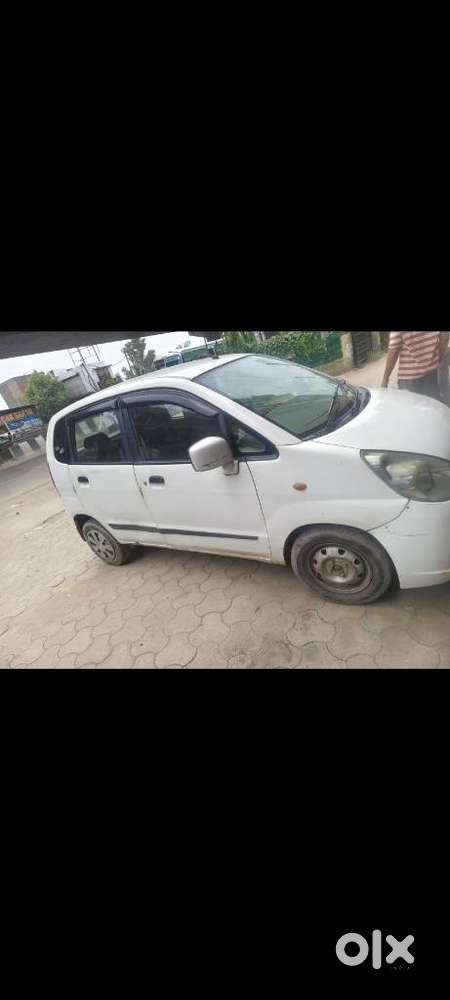 Maruti Suzuki Zen Estilo Lx Bsiv, 2009, Petrol