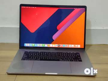 Apple MacBook Pro 15-inch i7 16GB RAM 512GB SSD 2019 Air