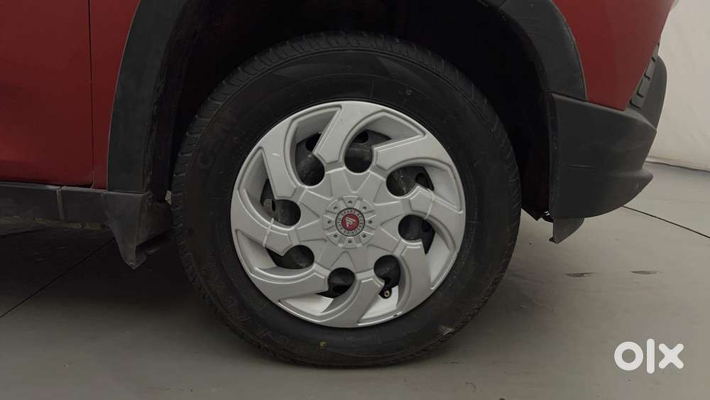 Mahindra Kuv 100 2016-2017 Mfalcon G80 K4, 2017, Petrol