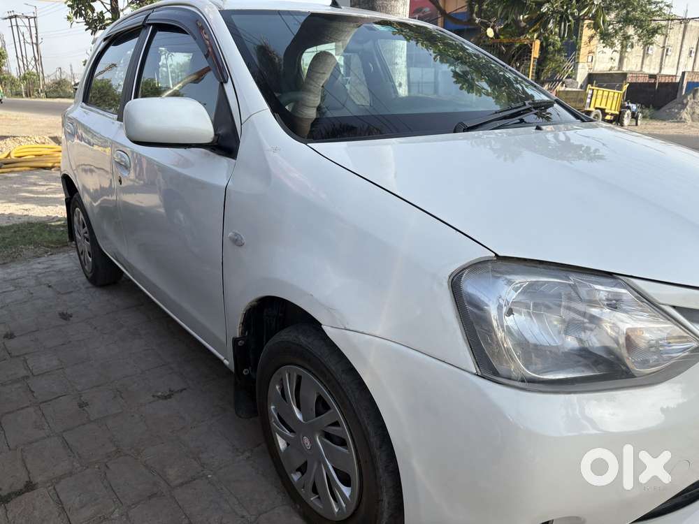 Toyota Etios Liva 2013-2014 V, 2011, Cng & Hybrids