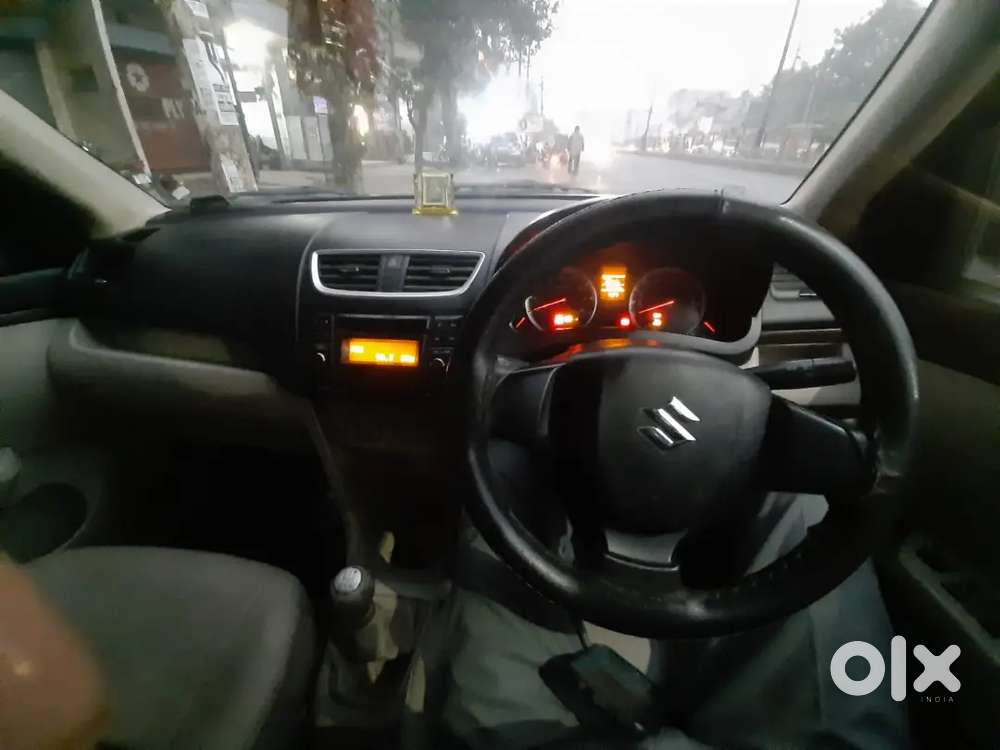 Maruti Suzuki Dzire 2015 Petrol Well Maintained