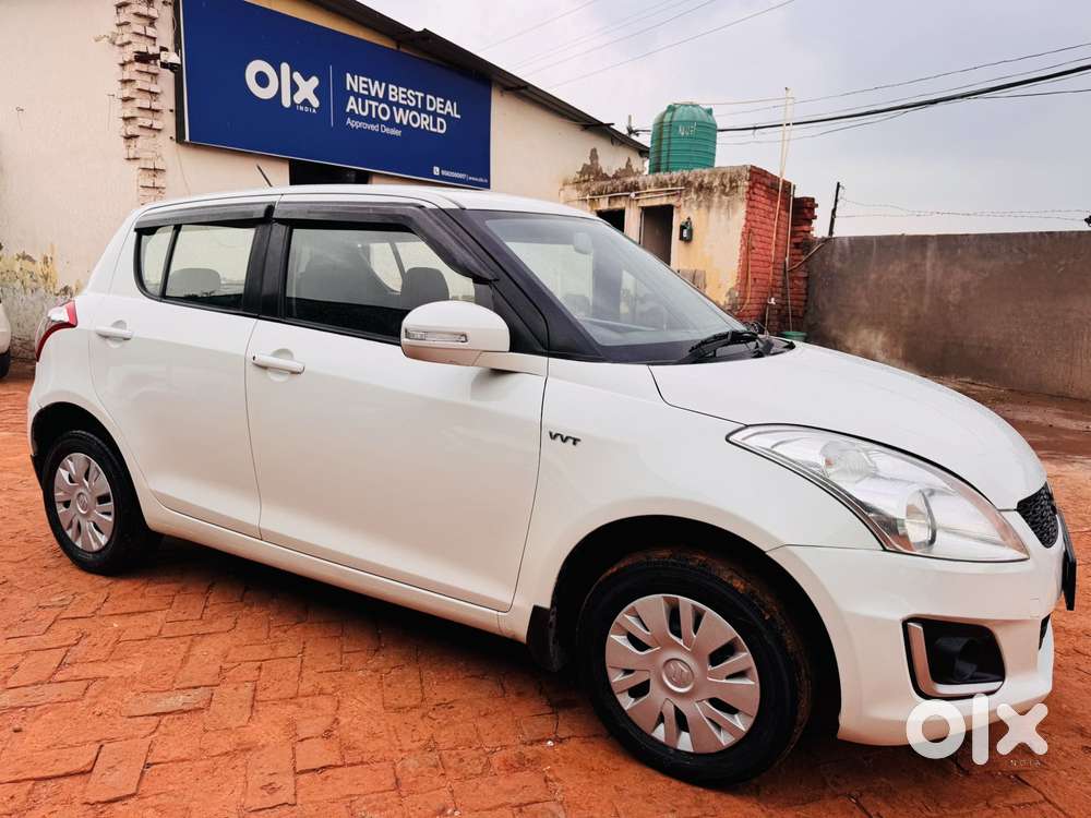 Maruti Suzuki Swift Vxi 1.2 Abs Bs-iv, 2015, Petrol