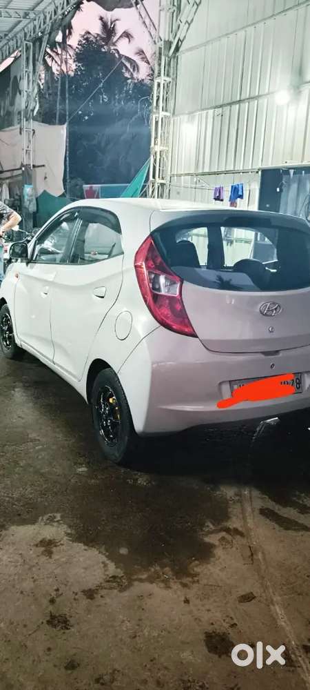 Hyundai Eon 2012 Petrol Well Maintained