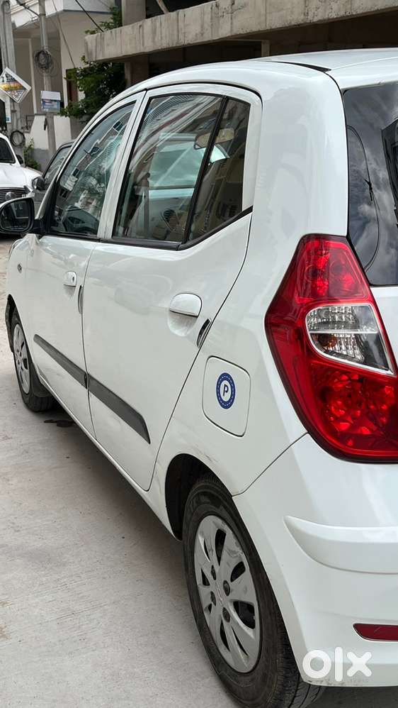 Hyundai I10 Petrol Manual 2013