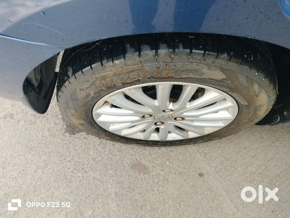 Maruti Suzuki Dzire 1.2 Vxi Amt, 2017, Petrol